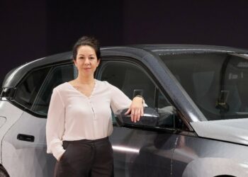 BMW i Vision Dee Concept Car Will Make Its China Debut on April 17. Project Lead Dr. Stella Clarke: We Are Committed to Creating a Sustainable Future for Mobility!