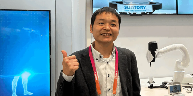 Suntory’s Latest LiDR Technology Can Also Paint in Drinks!