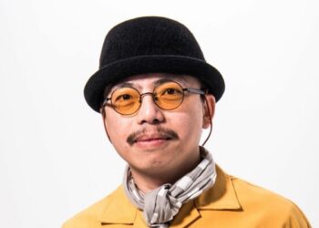 Arousing Societal Awareness of Sustainability through Illustrations, Taiwanese Illustrator BLUE: Aspires to Leave an Inhabitable Living Environment for My Son