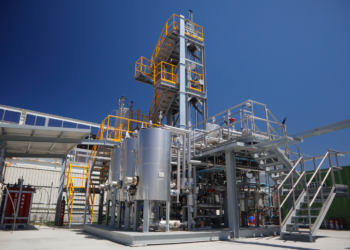 NCKU Leads Taiwan’s First Carbon-Negative Demonstration Factory to COP28 in Dubai, Chaired by Professor Chuh-Yung Chen: Turning the Tide, CO2 Becomes the Earth’s Savior!