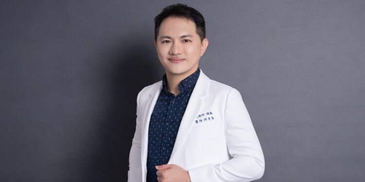 Dr. Felix Hu, Director of Shesbeauty Clinic. (Photography: Shesbeauty Clinic)
