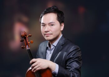 Violinist Andy Lin. (Photography: Andy Lin)