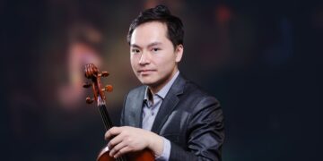 Violist and Erhu Virtuoso Andy Lin. (Photography: Andy Lin)
